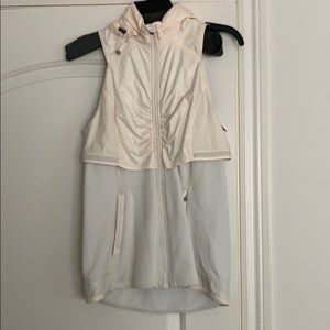 Adorable lululemon running vest